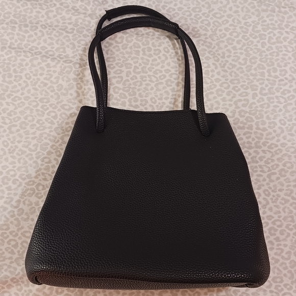 Vegan pebbled leather bucket bag and pouch NWOT - Picture 5 of 9